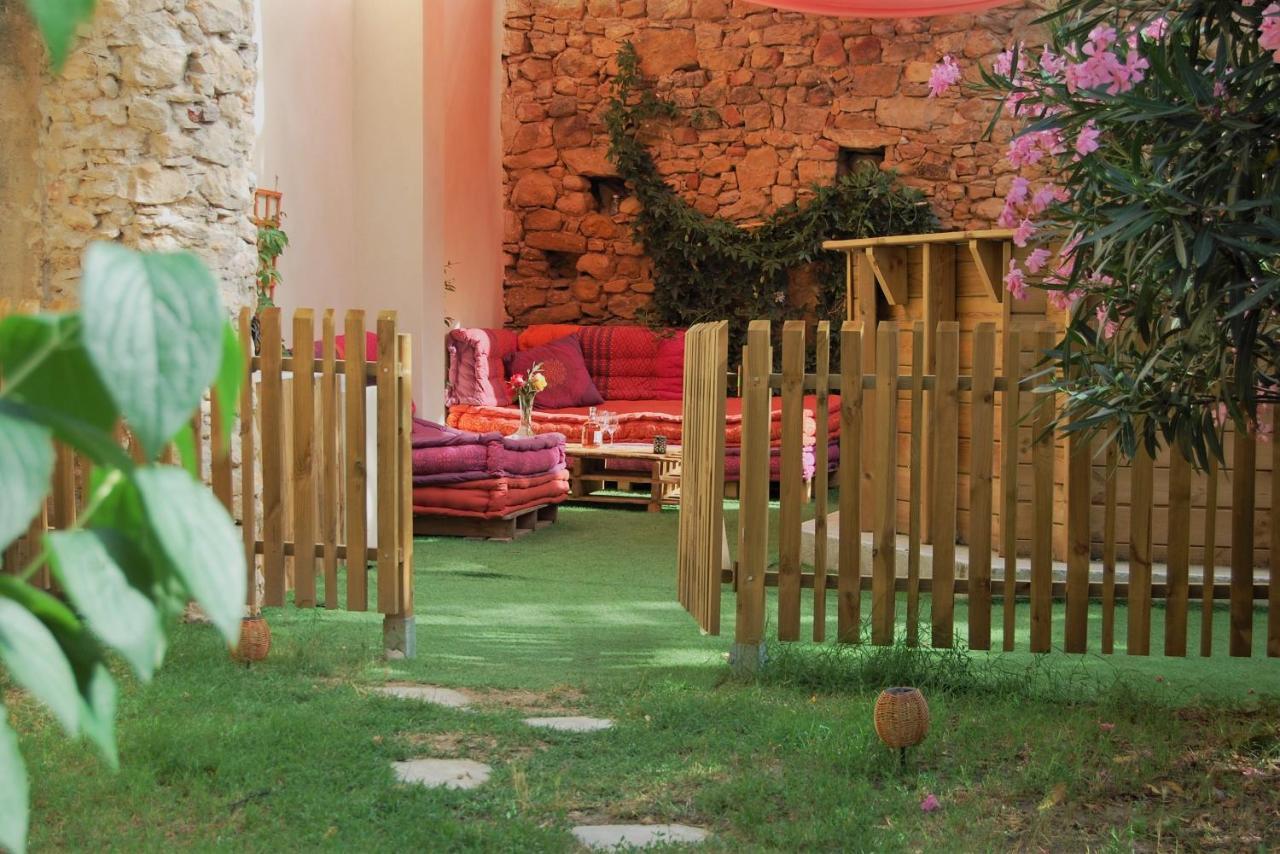 La Bucolique, Chambres Et Jardin D'Hotes Sabran Екстериор снимка